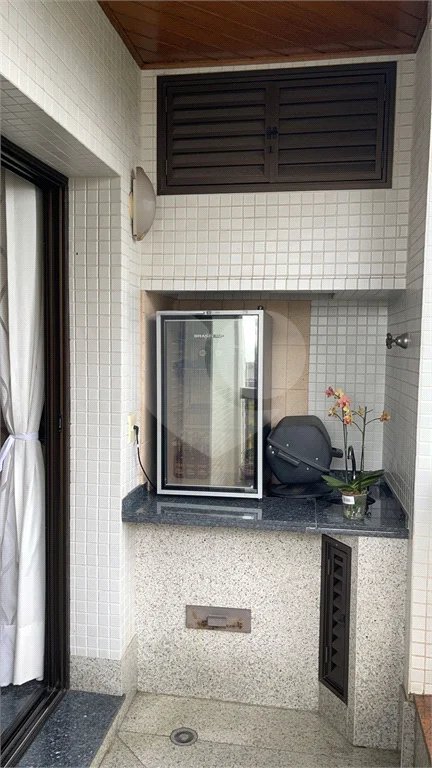 Apartamento com terraço 385m² 03 dormitórios sendo 2 suítes 5 vagas..Estuda Permuta.
