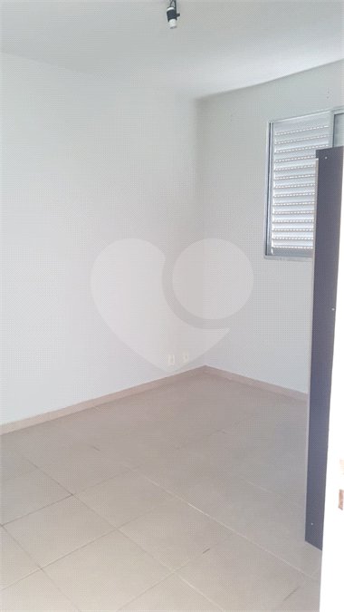 Apartamento padrão de 2 Dormitórios no Residencial Mont Vernon São Carlos