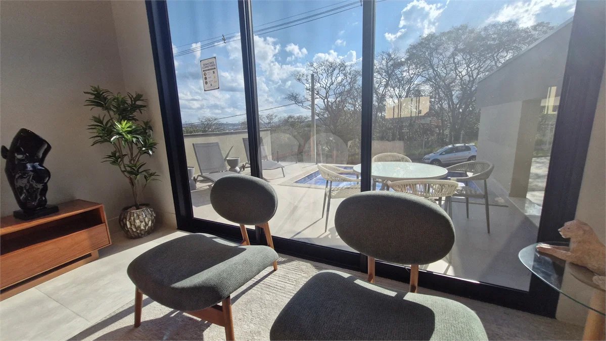 Casa Térrea de Alto Padrão no Condomínio Elementum | Totalmente Mobiliada e Decorada, 3 Suítes e Piscina