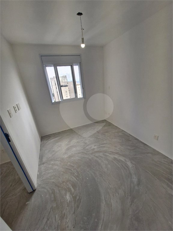 Apartamento à venda no Belém proximo do metro a 50 metros.Com 40m² 1 dormitório 1 vaga coberta,sacada infra estrutura de ar condicionado.Aceita e estuda Permuta.