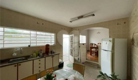 Casa à venda com 3 quartos, sendo 1 suíte,  em Vila Xavier (vila Xavier), Araraquara, SP