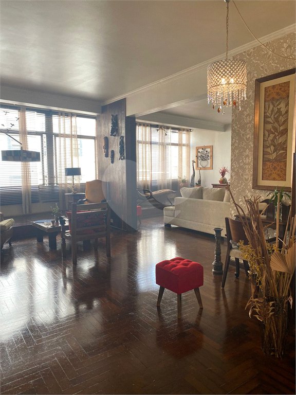 Apartamento à venda com 310m², 3 quartos e 1 vaga