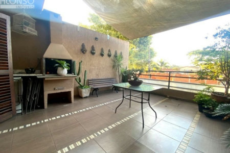 Sobrado à venda com 3 quartos, sendo 1 suíte, em Jardim Sarah, São Paulo - SP