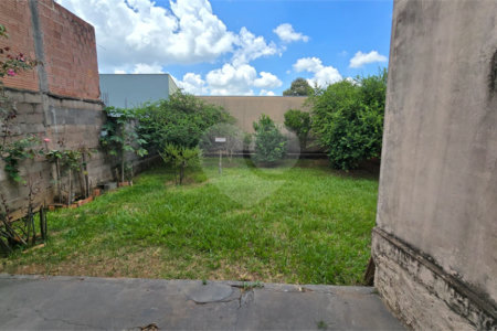 Casa à venda com 2 quartos, em Parque Dos Timburis, São Carlos, SP