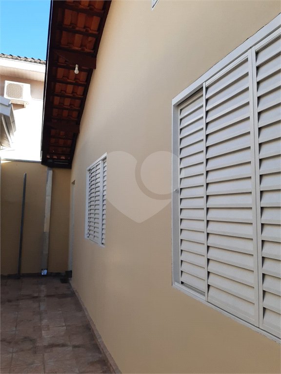 CASA A VENDA NO BAIRRO JARDIM ALVORADA COM 3 DORMITORIOS, 1 SUITE, 3 VAGAS, METRAGEM 250M², Sjc