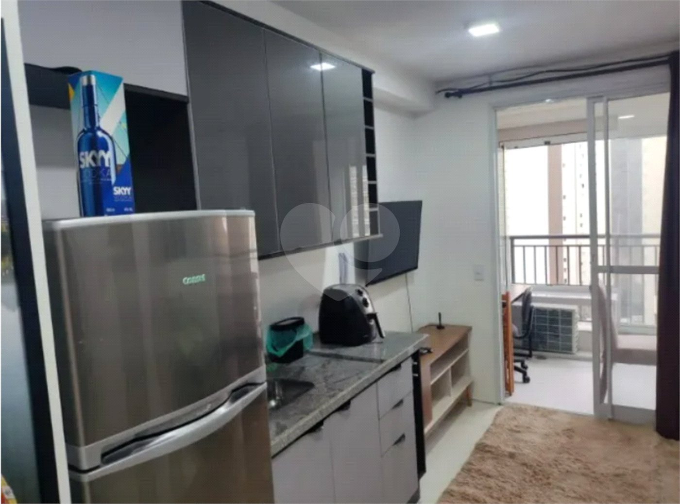 Lindo studio em panamby com 1 dormitório