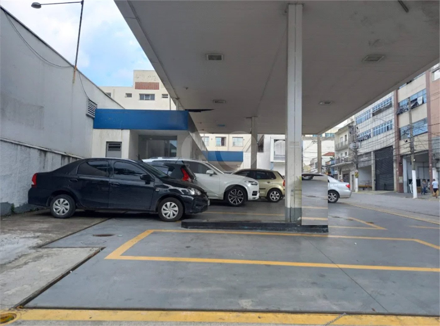 Espaço ideal para posto de gasolina, farmácia e loja no Bom Retiro