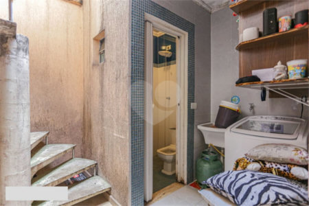 Casa de vila, 120 m², 02 dormitórios na Vila Olimpia