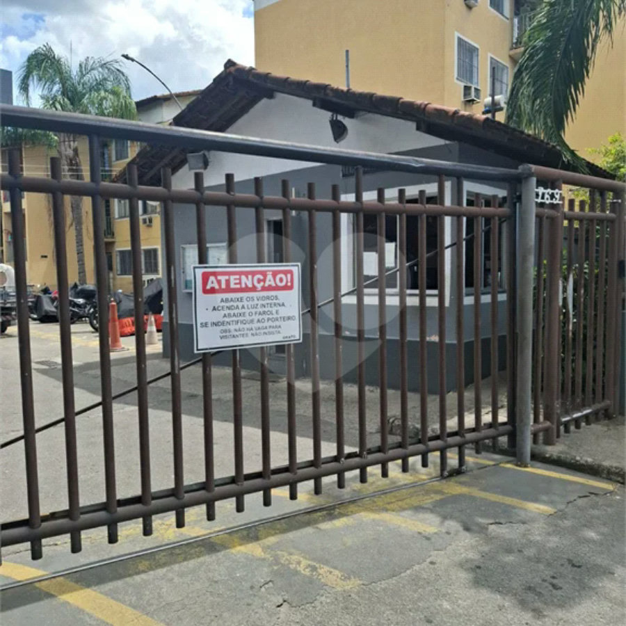 APARTAMENTO À VENDA NO CONDOMINIO VILLAGE LARANJEIRAS