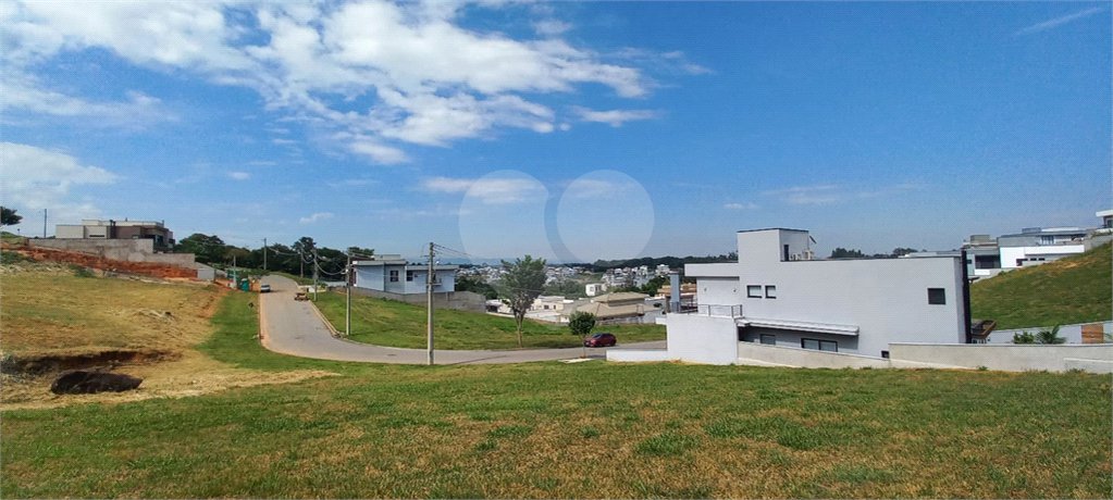 Terreno à Venda no Condomínio Santa Isabel 2 - Louveira/SP