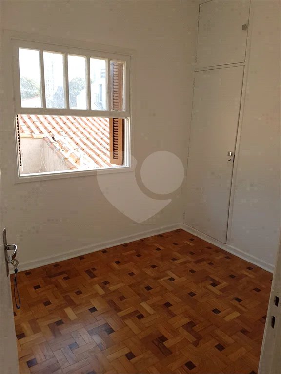 Sobrado à venda com 3 quartos, sendo 1 suíte, em Brooklin, São Paulo, SP