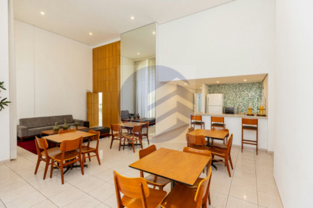 Duplex à venda com 3 quartos, sendo 3 suítes, em Vila Suzana 287m²