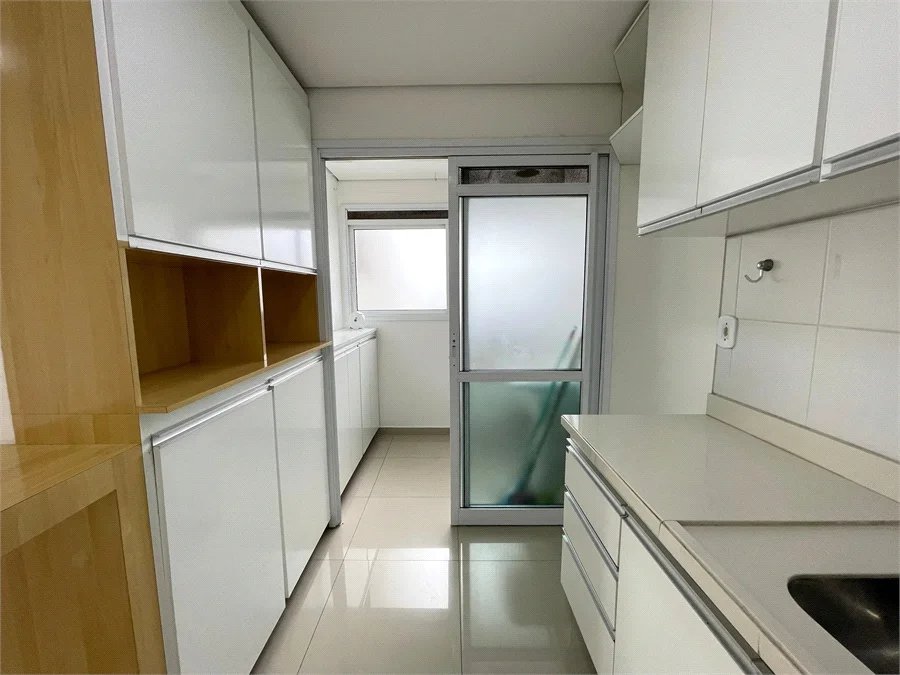 Apartamento à venda com 2 suítes em Vila Sônia, São Paulo, SP