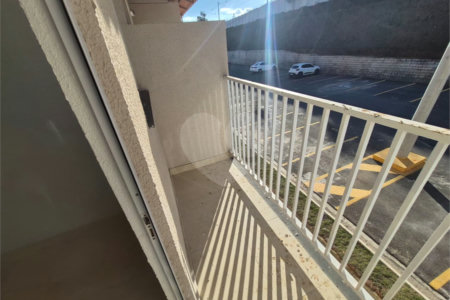 Indaiatuba - Sp - Vila Vic Florença - R$ 290.000,00 - Apartamento de 48m²,, no andar de cima, dois quartos, um banheiro, cozinha e sala, uma vaga de garagem. Condomínio fechado. Apartamento está do jeito que foi entregue . Area de lazer no condominio - Área do condomínio: Churrasqueira