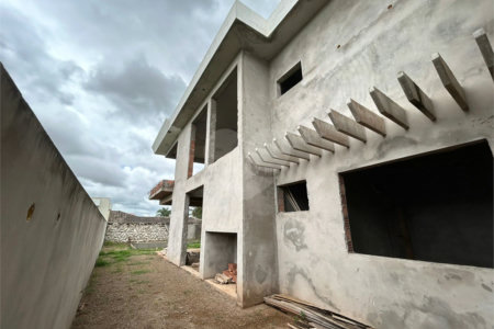 Casa à Venda de 3 dormitórios no condomínio damha II em São Carlos,