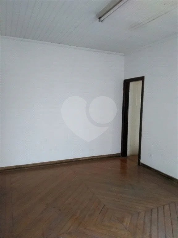 Imóvel Comercial com 6 Quartos e 2 banheiros à Venda, 445 m²
