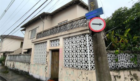 Sobrado à venda com 5 quartos, sendo 1 suíte,  em Jardim Trussardi, São Paulo, SP
