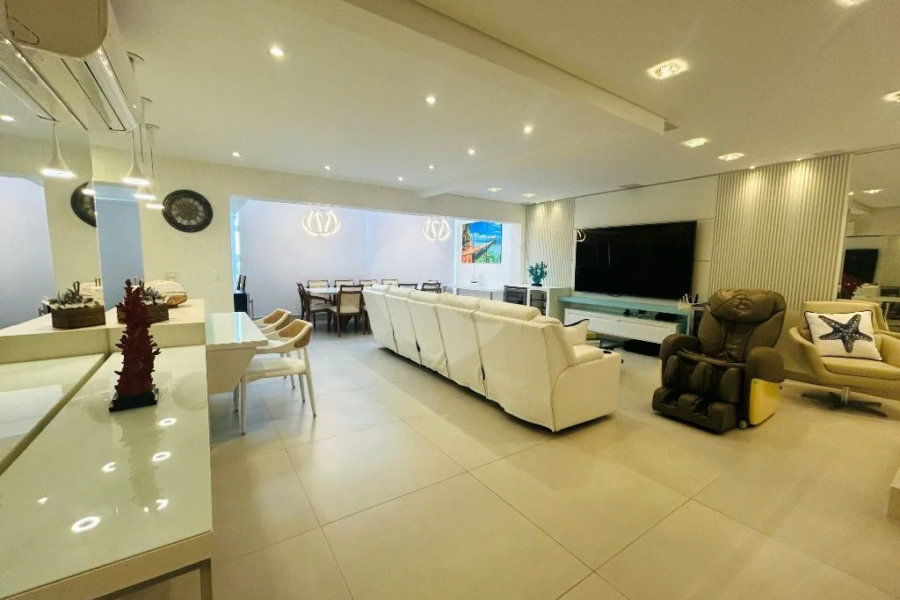 Apartamento à venda com 4 quartos, sendo 1 suíte, em Riviera de São Lourenço, Bertioga, SP
