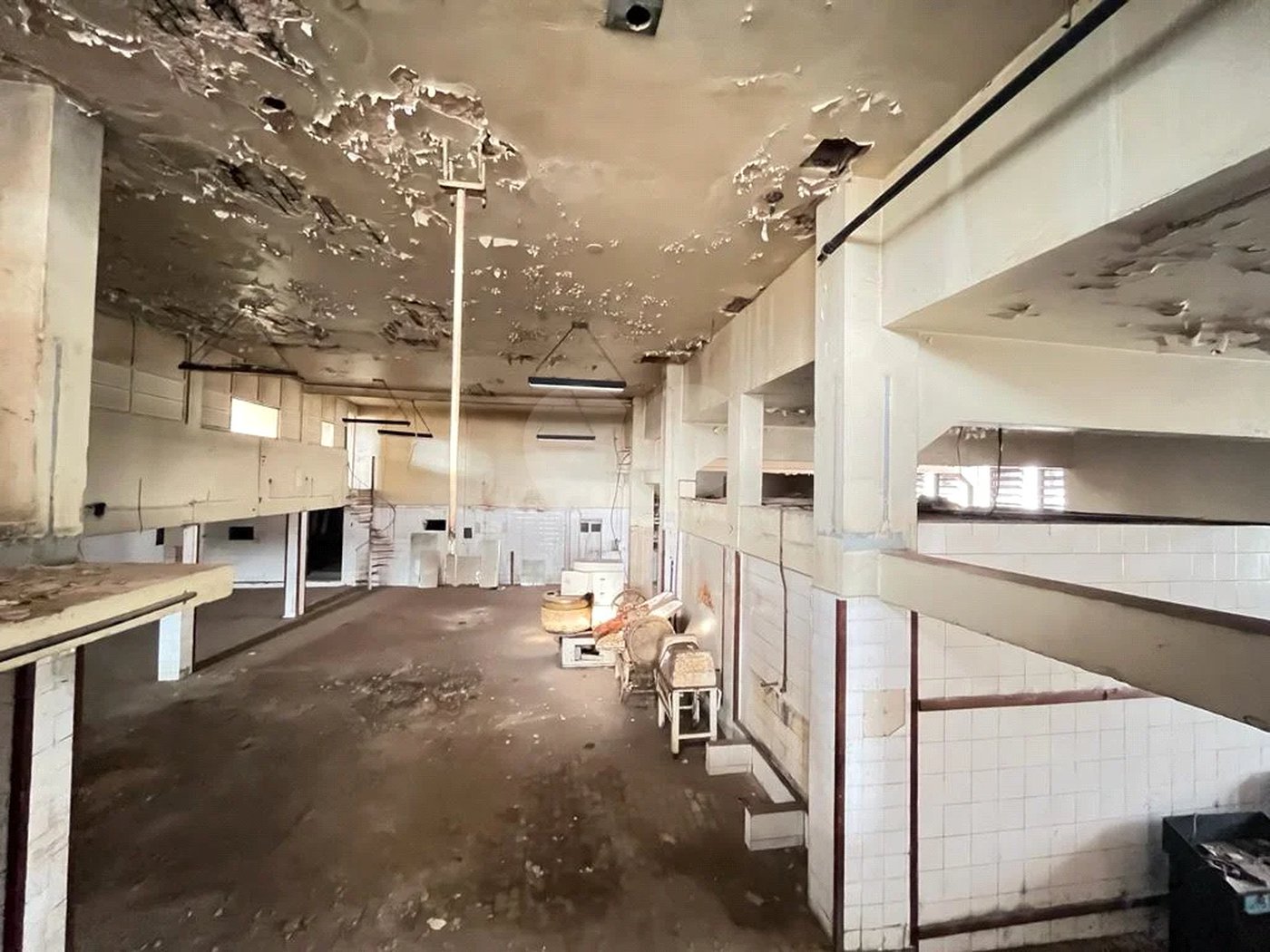 Barracão comercial em ponto estratégico na Paulicéia