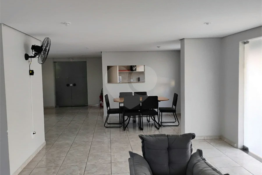 Vende-se lindo apartamento na Vila Santa Catarina!