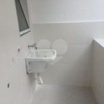 Sobrado novo nunca habitado.