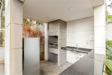 Apartamento de 02 dormitórios sendo 1 suíte