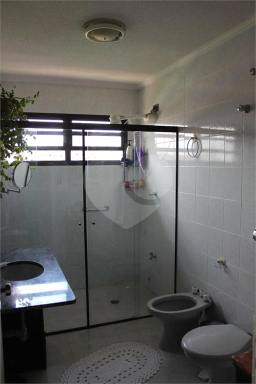 Excelente Sobrado na Saúde - 5 Quartos/2 Suítes/2 Vagas na garagem