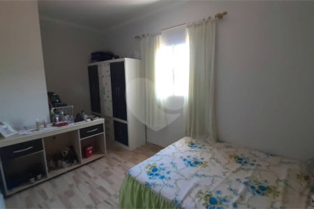 Casa sobrado no Jardim das Torres Prolongamento