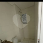 Apartamento no Condomínio Flor de Liz.