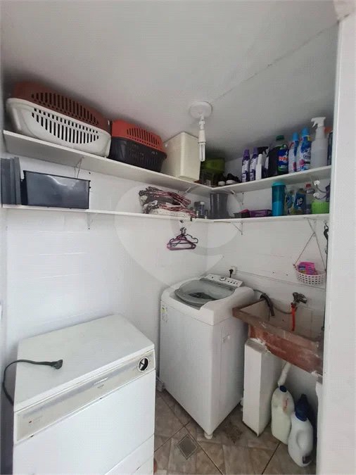 Casa com 183m², 3 dormitórios, 2 vagas, à venda em Santo André
