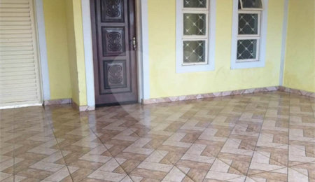 Casa à venda com 3 quartos, sendo 1 suíte, em Vila Brasília, São Carlos, SP