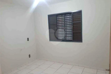 Apartamento no Condomínio Residencial Mazo