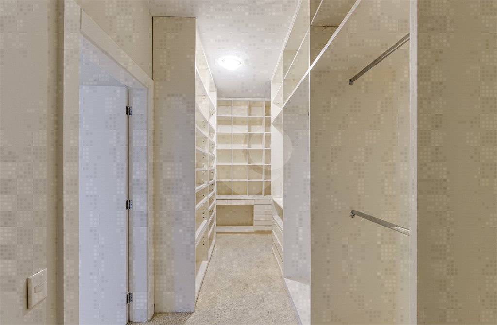 Apartamento à venda ou para alugar com 4 suítes em Alto da Boa Vista, São Paulo, SP