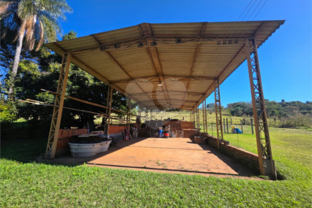 Sitio Granjeiro região de Água Vermelha 6,5 Alqueires (16,5 Hectares)