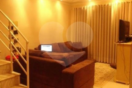 Casa à venda com 3 quartos, sendo 1 suíte, em Parque Monte Alegre, Taboão da Serra, SP
