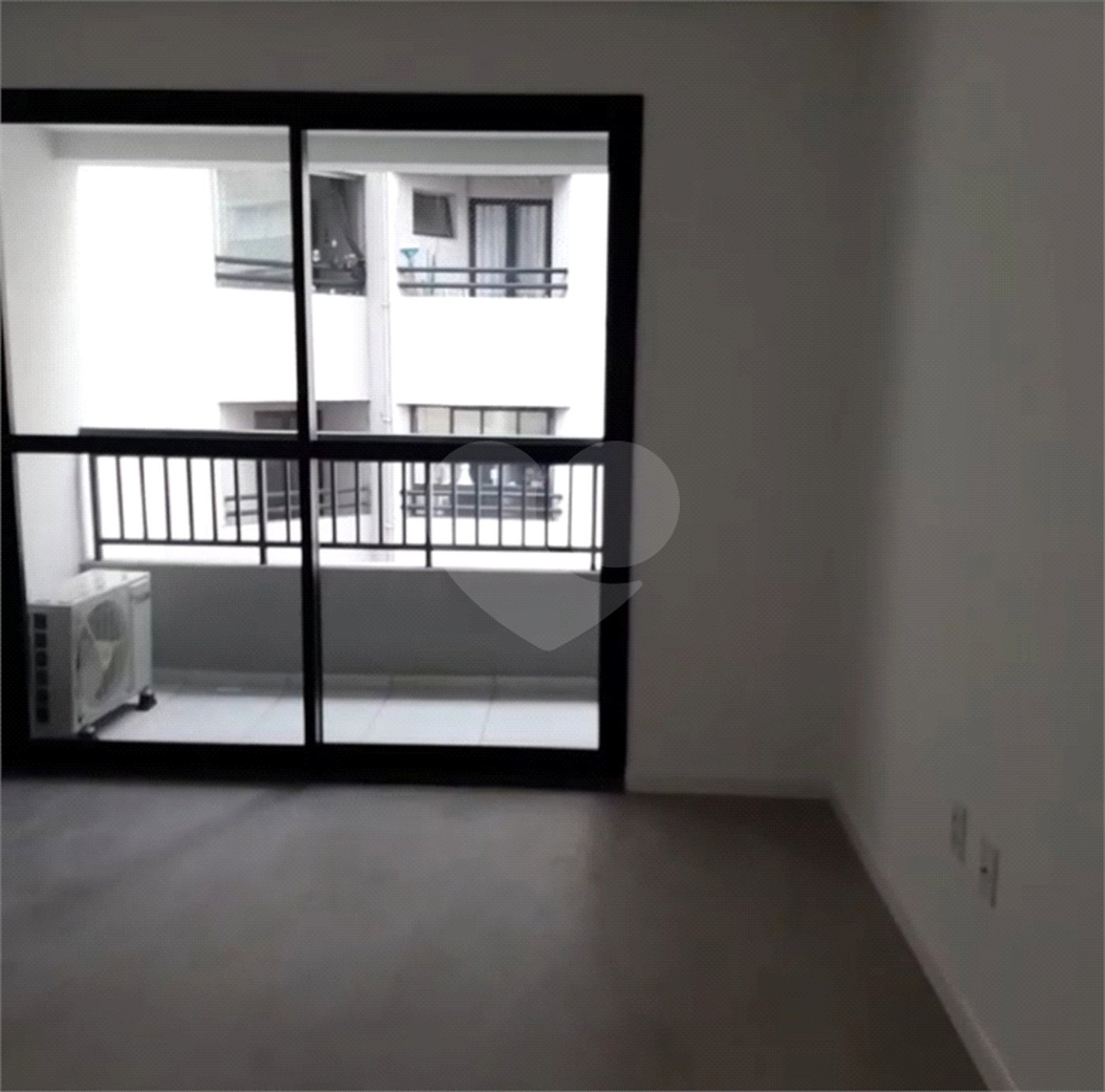 Apartamento tipo studio, NOVO, no coração de São Paulo
