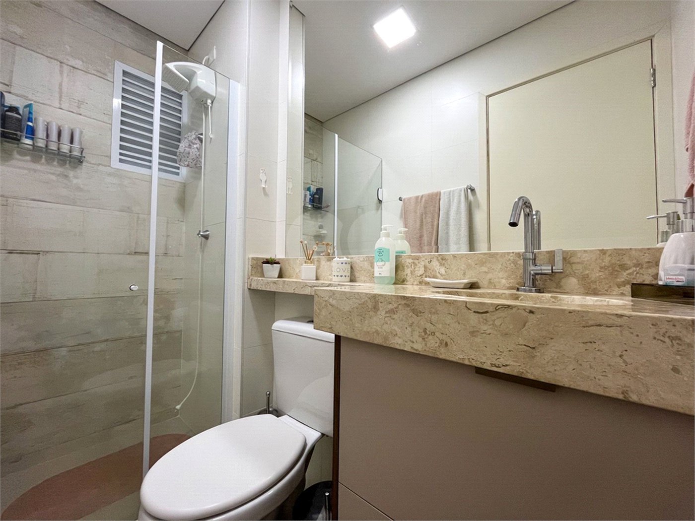 Apartamento à venda no condomínio Parque dos Manacás