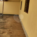 Casa Térrea com 2 dormitórios.