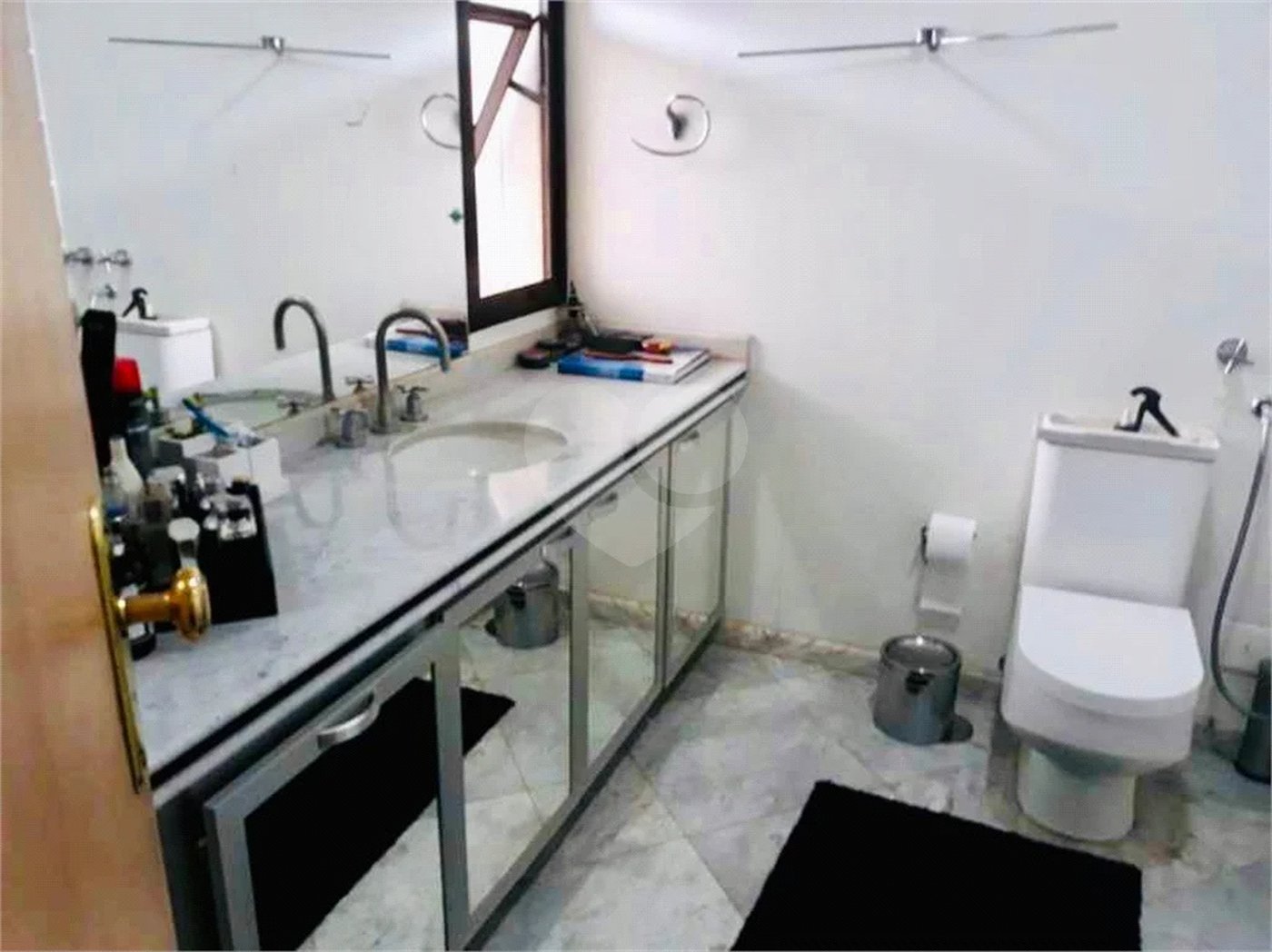 Apartamento à venda na Saúde de 500m² com 5 dormitórios, 4 suítes e 5 vagas
