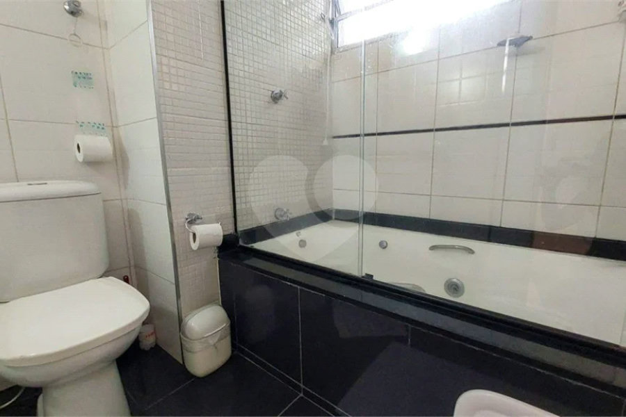 Casa à venda com 3 quartos, sendo 1 suíte,  em Vila Paulista, São Paulo, SP