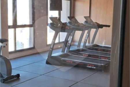 Lindo apartamento em excelente localização no Alto da Mooca, com 83m² com 3 dorms, sendo 1 suite, banheiro,lavabo,varanda gourmet, Aceita e estuda Permuta.