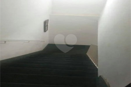 Sobrado à Venda com 150m², 3 Dormitórios, Suíte e Quintal