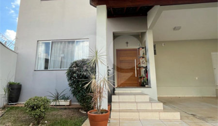 Casa à venda com 3 suítes em Jardim Alvorada, São Carlos, SP