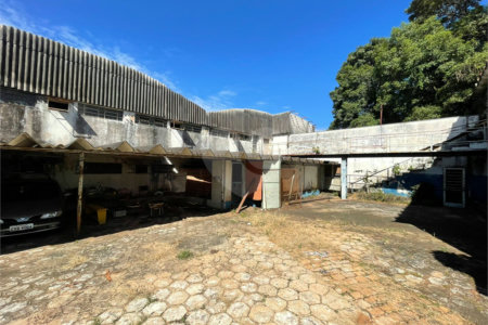Terreno no Jardim Jockey Clube