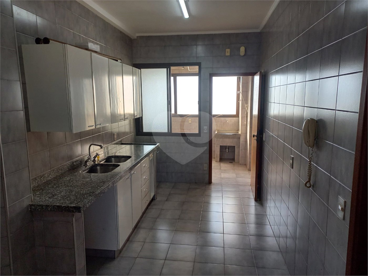 Apartamento para venda ou locação na região central