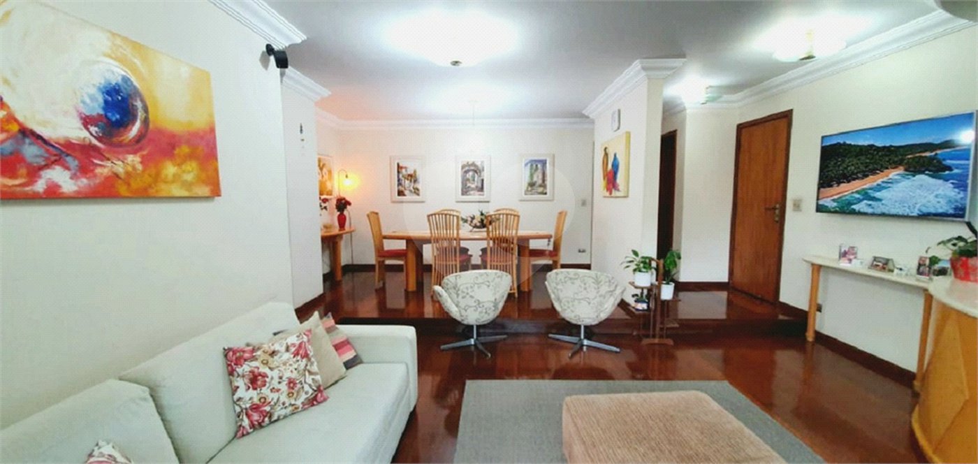Apartamento à venda no Planalto Paulista de 147m² com 3 suítes e 3 vagas.