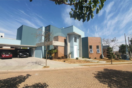 Sobrado de alto padrão no condomínio residencial Reserva Aquarela