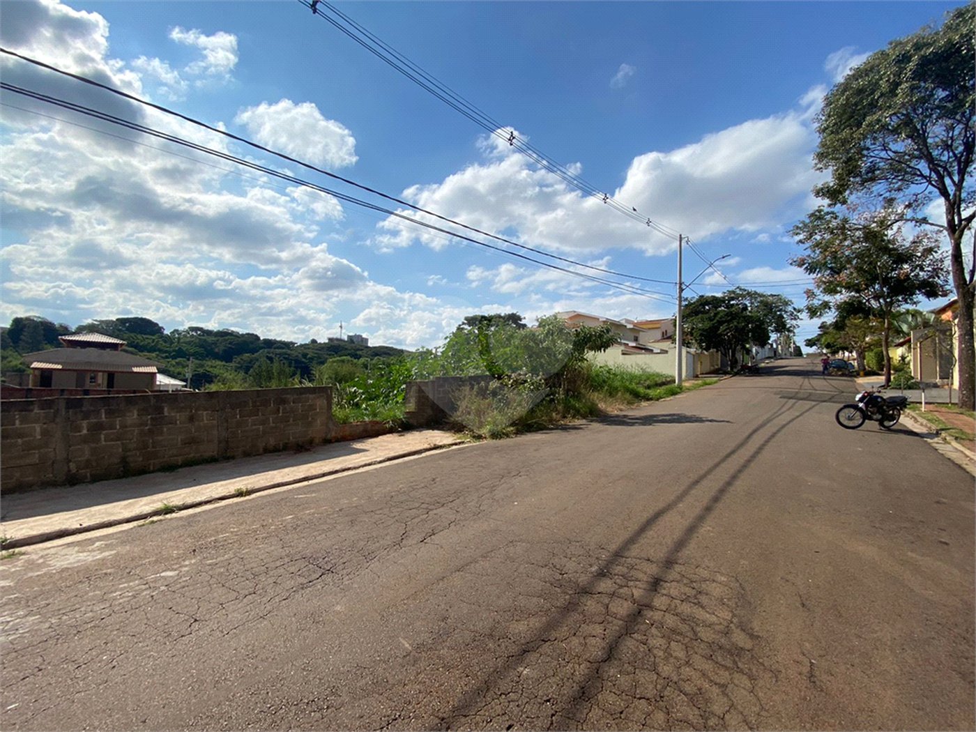 Terreno com 570,00 m² no Santa Mônica