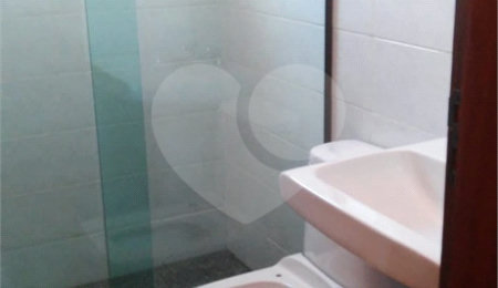 Sobrado à venda com 4 suítes em Vila Carrão, São Paulo, SP