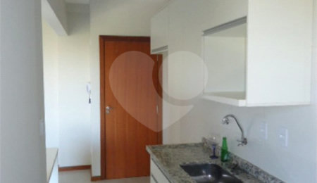 Apartamento à venda com 2 quartos, sendo 1 suíte,  em Jardim Macarengo, São Carlos, SP